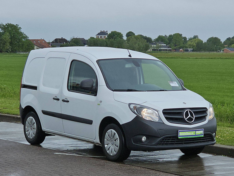 Mercedes-Benz Citan 109 CDI LONG PRO - Carrinha de contentor: foto 5 Mercedes-Benz Citan 109 CDI LONG PRO - Carrinha de contentor: foto 5