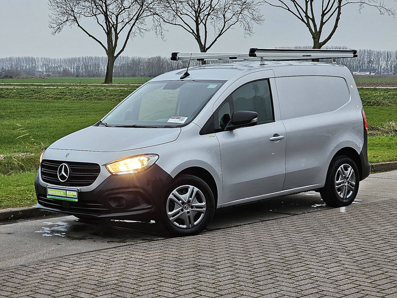 Mercedes-Benz Citan 110 CDI L1 PRO Mbux Euro6! - Carrinha de contentor: foto 2 Mercedes-Benz Citan 110 CDI L1 PRO Mbux Euro6! - Carrinha de contentor: foto 2