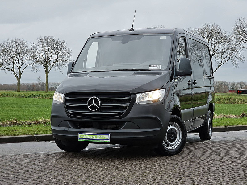 Mercedes-Benz Sprinter 211 CDI AUT. L1H1 - Furgão compacto: foto 1 Mercedes-Benz Sprinter 211 CDI AUT. L1H1 - Furgão compacto: foto 1