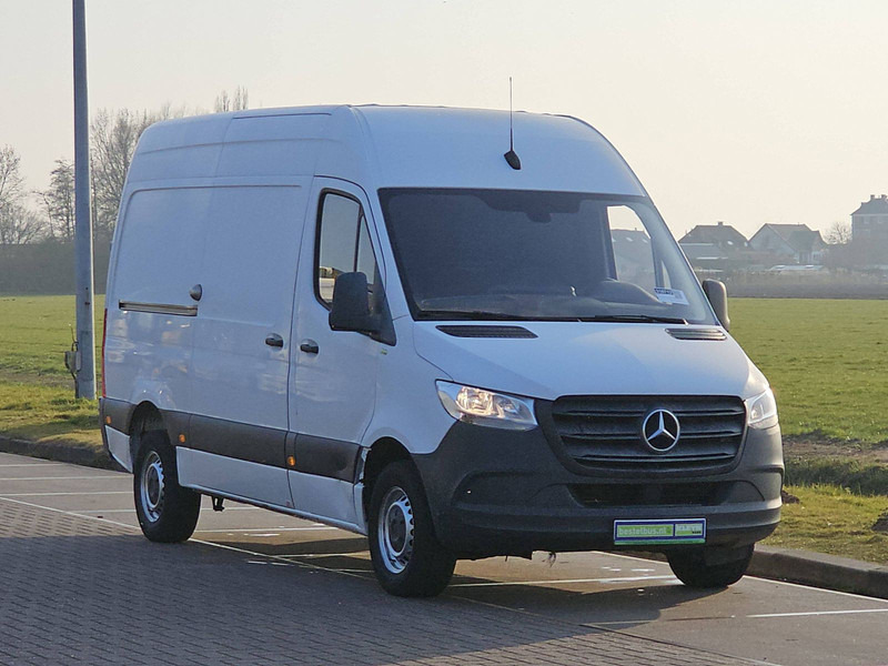 Mercedes-Benz Sprinter 311 L2H2 RWD MBUX Euro6 - Furgão: foto 5 Mercedes-Benz Sprinter 311 L2H2 RWD MBUX Euro6 - Furgão: foto 5