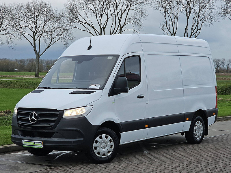 Mercedes-Benz Sprinter 315 L2H2 RWD Airco Euro6 - Furgão compacto: foto 2 Mercedes-Benz Sprinter 315 L2H2 RWD Airco Euro6 - Furgão compacto: foto 2