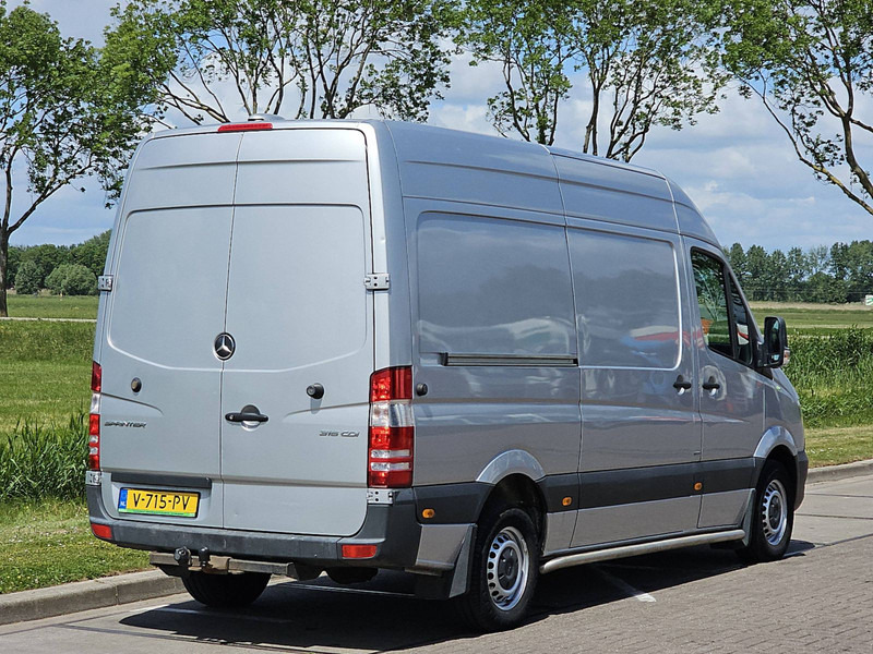 Mercedes-Benz Sprinter 316 CDI AUT. L2H2 - Furgão: foto 3 Mercedes-Benz Sprinter 316 CDI AUT. L2H2 - Furgão: foto 3