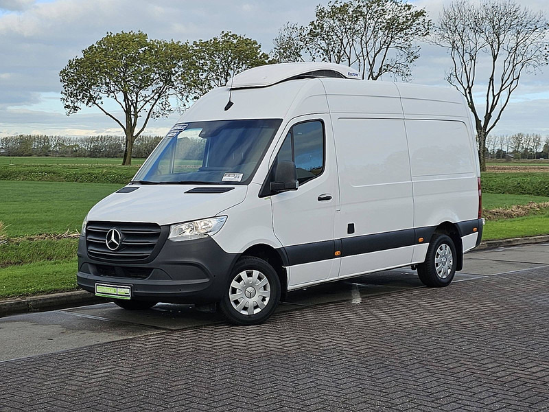 Mercedes-Benz Sprinter 316 L2H2 Koelwagen Mbux - Carrinha frigorífica: foto 2 Mercedes-Benz Sprinter 316 L2H2 Koelwagen Mbux - Carrinha frigorífica: foto 2