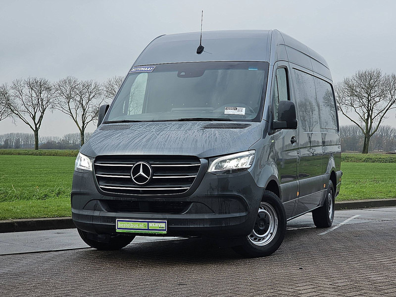 Mercedes-Benz Sprinter 316 L2H2 LED Mbux 10 - Furgão compacto: foto 1 Mercedes-Benz Sprinter 316 L2H2 LED Mbux 10 - Furgão compacto: foto 1