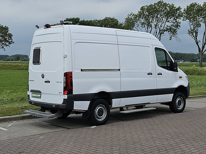 Mercedes-Benz Sprinter 316 L2H2 Mbux 4x4 Autom! - Furgão: foto 3 Mercedes-Benz Sprinter 316 L2H2 Mbux 4x4 Autom! - Furgão: foto 3