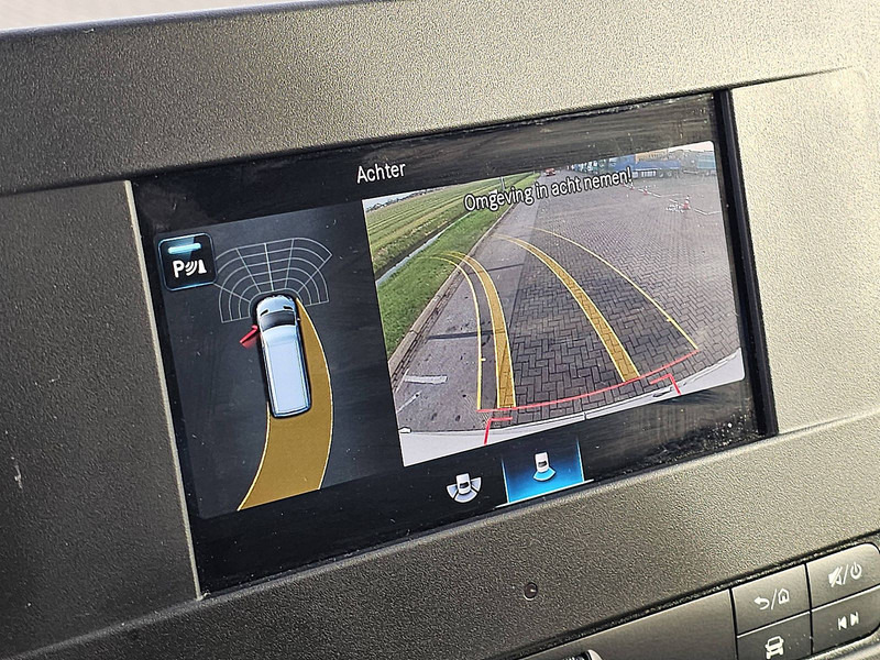 Furgão Mercedes-Benz Sprinter 316 L2H2 Mbux RWD!: foto 13