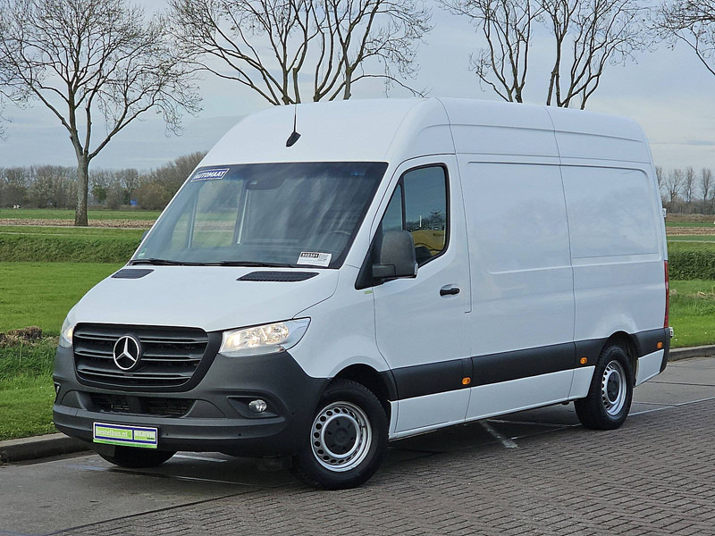 Mercedes-Benz Sprinter 316 L2H2 Navi Automaat - Furgão: foto 2 Mercedes-Benz Sprinter 316 L2H2 Navi Automaat - Furgão: foto 2