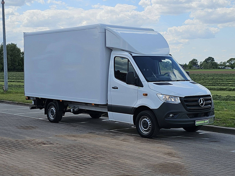 Mercedes-Benz Sprinter 317 Bakwagen Laadklep! - Carrinha de contentor: foto 5 Mercedes-Benz Sprinter 317 Bakwagen Laadklep! - Carrinha de contentor: foto 5