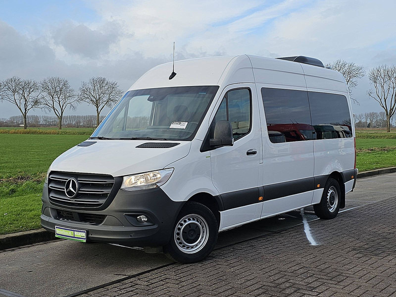 Mercedes-Benz Sprinter 317 L2H2 9-Pers + Lift ! - Minibus, Furgão de passageiros: foto 2 Mercedes-Benz Sprinter 317 L2H2 9-Pers + Lift ! - Minibus, Furgão de passageiros: foto 2