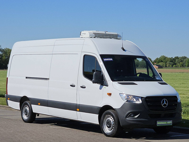 Mercedes-Benz Sprinter 317 L3H2 Maxi Koeler D/N - Carrinha frigorífica: foto 5 Mercedes-Benz Sprinter 317 L3H2 Maxi Koeler D/N - Carrinha frigorífica: foto 5