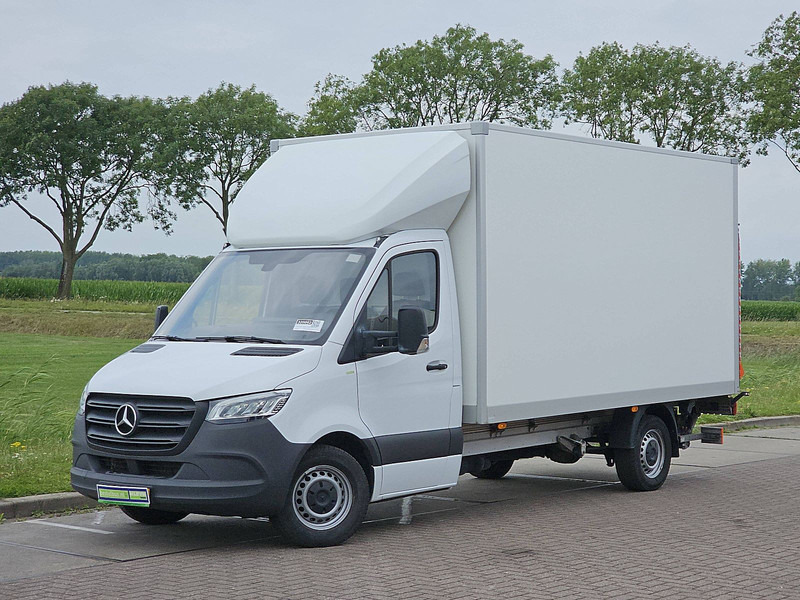 Mercedes-Benz Sprinter 317 ac LED EURO6 - Carrinha de contentor: foto 2 Mercedes-Benz Sprinter 317 ac LED EURO6 - Carrinha de contentor: foto 2