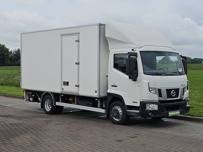 Nissan NT500 ac 3.0 EURO6 - Carrinha de contentor: foto 5 Nissan NT500 ac 3.0 EURO6 - Carrinha de contentor: foto 5