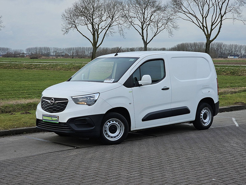 Opel Combo 1.5 L1 Euro6 Trekhaak AC - Carrinha de contentor: foto 2 Opel Combo 1.5 L1 Euro6 Trekhaak AC - Carrinha de contentor: foto 2