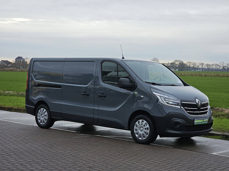 Renault Trafic 1.6 DCI AC EURO6 - Furgão compacto: foto 5 Renault Trafic 1.6 DCI AC EURO6 - Furgão compacto: foto 5
