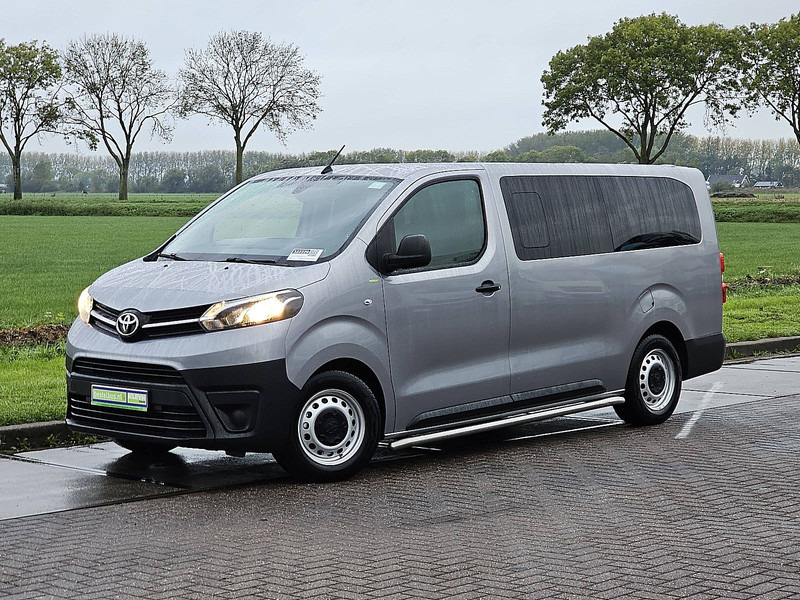Toyota pro-ace 1.6 ac 9 pers EURO6 - Minibus, Furgão de passageiros: foto 2 Toyota pro-ace 1.6 ac 9 pers EURO6 - Minibus, Furgão de passageiros: foto 2