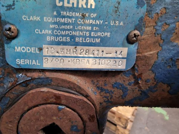 Clark 13.5HR28411-14 Industrial Transmission - Caixa de velocidade: foto 2 Clark 13.5HR28411-14 Industrial Transmission - Caixa de velocidade: foto 2