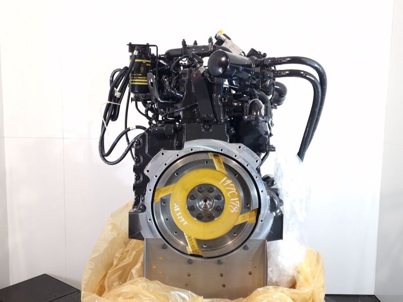 Cummins Komatsu QSB4.5/ SAA4D107E-3 CPL 4731 New Engine (Plant) - Motor para Máquina de construção: foto 2 Cummins Komatsu QSB4.5/ SAA4D107E-3 CPL 4731 New Engine (Plant) - Motor para Máquina de construção: foto 2