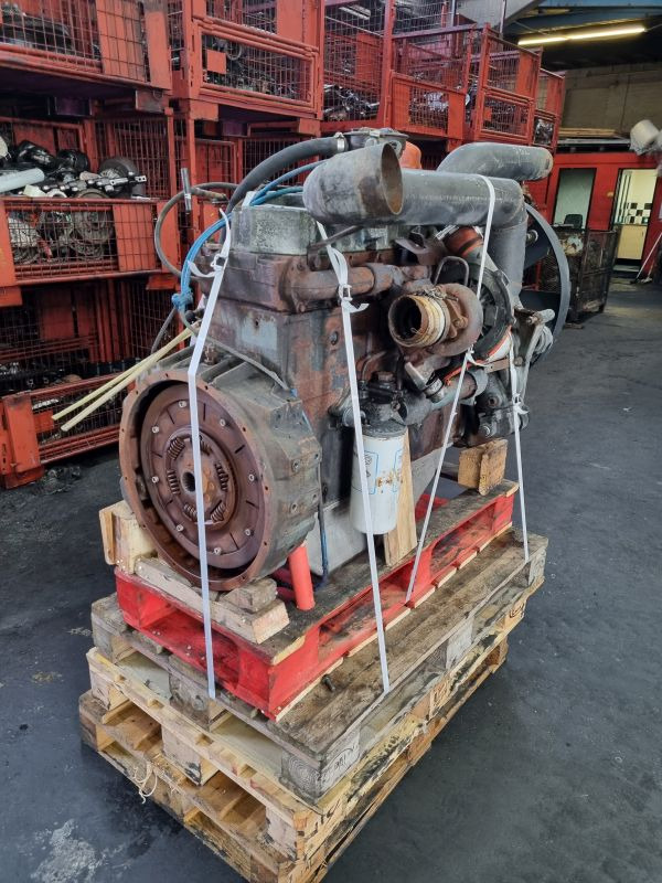 INTERNATIONAL DT530 330 Engine (Truck) - Motor para Camião: foto 1 INTERNATIONAL DT530 330 Engine (Truck) - Motor para Camião: foto 1