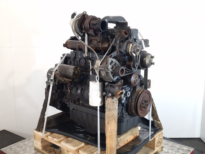 Iveco CNH F4GE0454C*D660 Engine (Plant) - Motor para Máquina de construção: foto 4 Iveco CNH F4GE0454C*D660 Engine (Plant) - Motor para Máquina de construção: foto 4