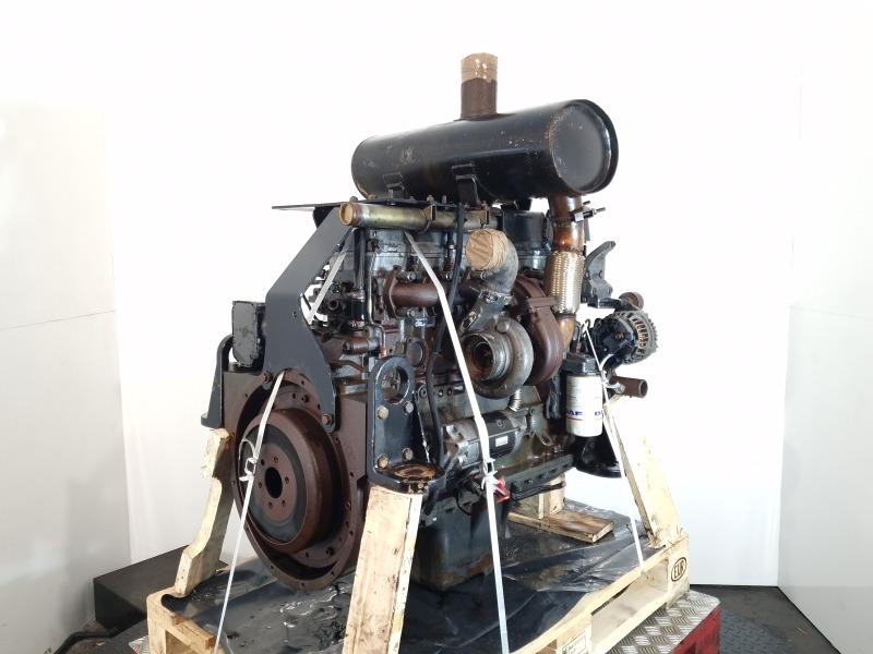 Iveco FPT 667TA F4HE0684J*D Engine (Plant) - Motor para Máquina de construção: foto 1 Iveco FPT 667TA F4HE0684J*D Engine (Plant) - Motor para Máquina de construção: foto 1