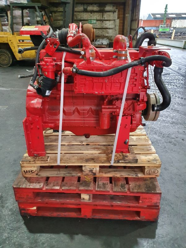 John Deere 6068HF254 - Motor para Equipamento industrial: foto 5 John Deere 6068HF254 - Motor para Equipamento industrial: foto 5