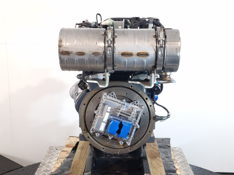 Kubota V2403-CR-T-EF02 New Engine (Plant) - Motor para Máquina de construção: foto 4 Kubota V2403-CR-T-EF02 New Engine (Plant) - Motor para Máquina de construção: foto 4