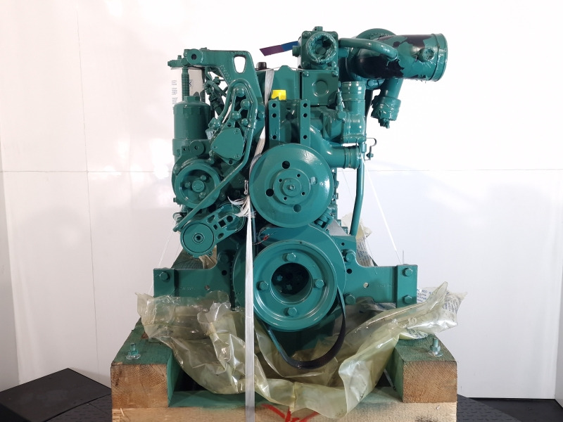 Volvo EC210B Excavator D6D EGE2 New Engine (Plant) - Motor para Máquina de construção: foto 5 Volvo EC210B Excavator D6D EGE2 New Engine (Plant) - Motor para Máquina de construção: foto 5