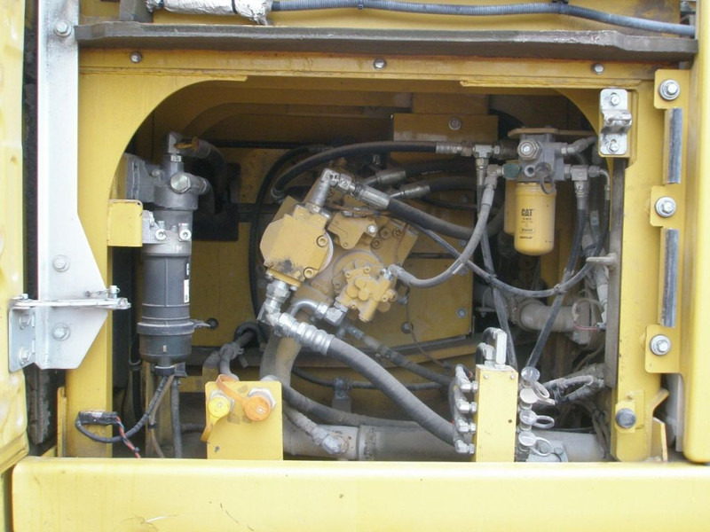 Caterpillar 326FL - Escavadora de rastos: foto 5 Caterpillar 326FL - Escavadora de rastos: foto 5