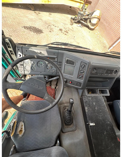 DAF CF 65.220 CF 65.210 - Camião transporte de veículos: foto 5 DAF CF 65.220 CF 65.210 - Camião transporte de veículos: foto 5