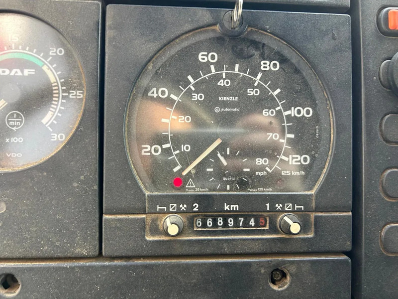 DAF CF75.250 - Camião transporte de veículos: foto 5 DAF CF75.250 - Camião transporte de veículos: foto 5