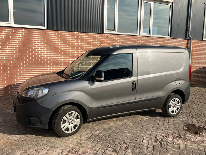Fiat Doblò - Automóvel: foto 1 Fiat Doblò - Automóvel: foto 1