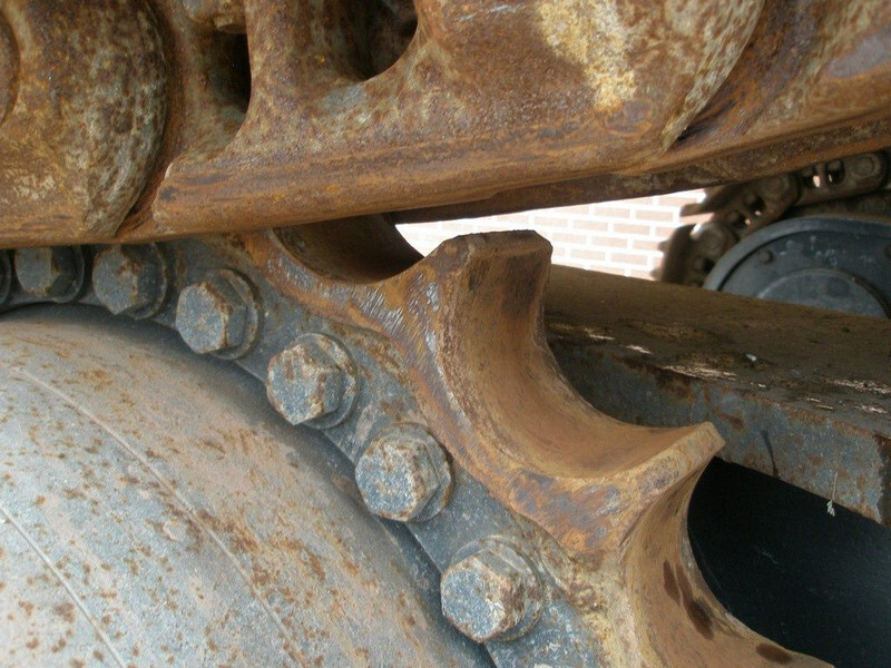 Komatsu PC 600LC-7K - Escavadora de rastos: foto 5 Komatsu PC 600LC-7K - Escavadora de rastos: foto 5