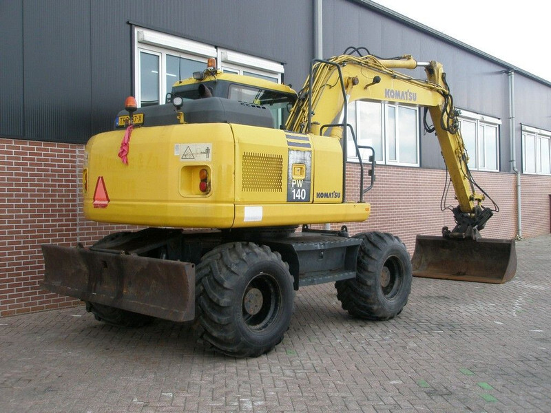 Komatsu PW140-7 - Escavadeira de rodas: foto 4 Komatsu PW140-7 - Escavadeira de rodas: foto 4
