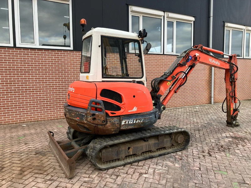 Kubota KX121-3 - Mini escavadeira: foto 4 Kubota KX121-3 - Mini escavadeira: foto 4
