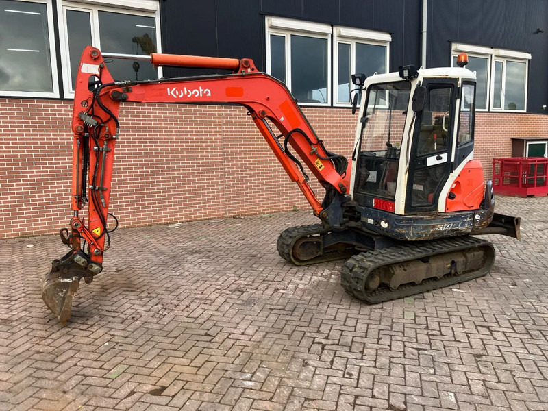 Kubota KX121-3a - Mini escavadeira: foto 1 Kubota KX121-3a - Mini escavadeira: foto 1