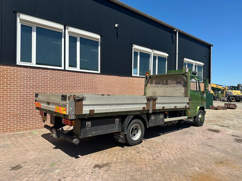Mercedes-Benz Vario 816D - Camião de caixa aberta/ Plataforma: foto 3 Mercedes-Benz Vario 816D - Camião de caixa aberta/ Plataforma: foto 3