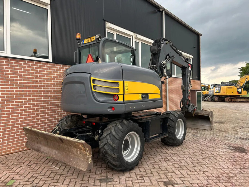 Terex TW75 - Escavadeira de rodas: foto 3 Terex TW75 - Escavadeira de rodas: foto 3