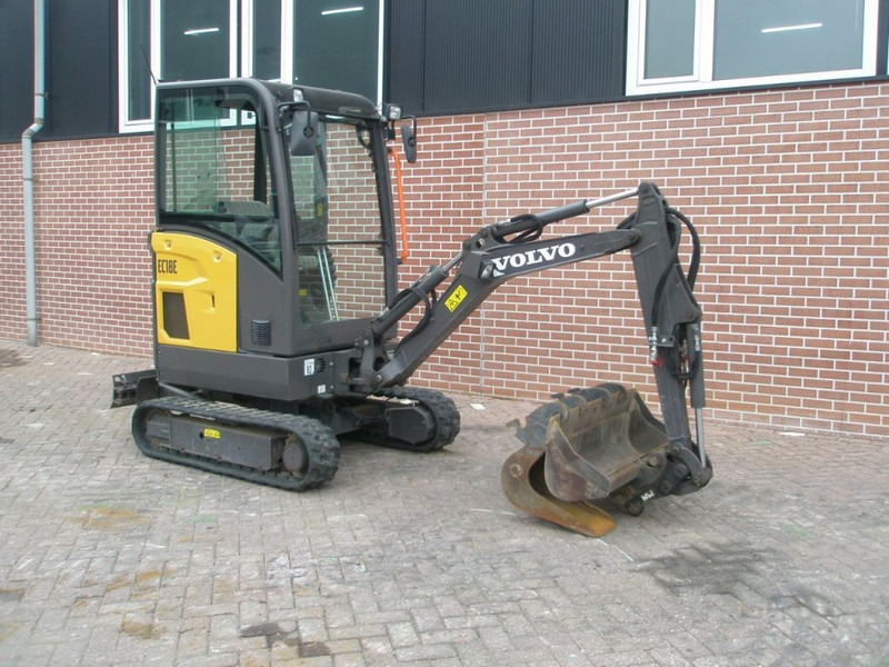Volvo ECR18E - Mini escavadeira: foto 4 Volvo ECR18E - Mini escavadeira: foto 4