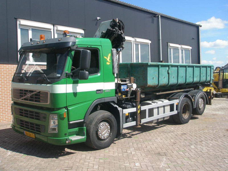 Camião com sistema de cabo, Camião grua Volvo FM 9.260: foto 1