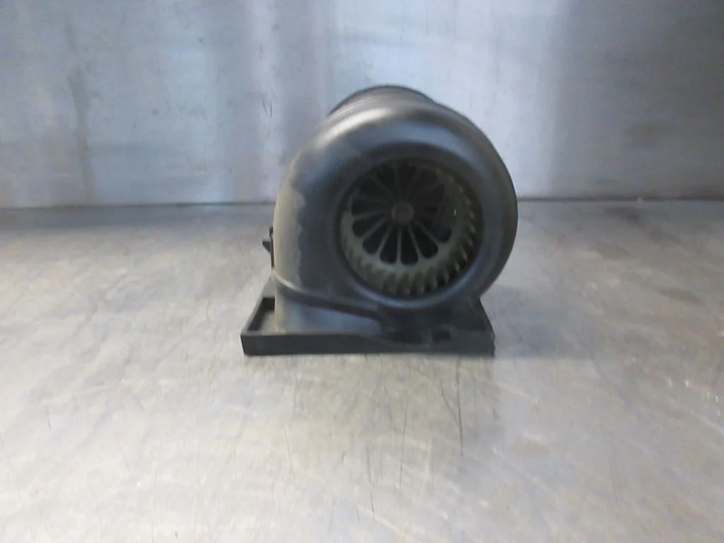 DAF 1672646 KACHELMOTOR XF 106 - Sistema elétrico para Camião: foto 3 DAF 1672646 KACHELMOTOR XF 106 - Sistema elétrico para Camião: foto 3