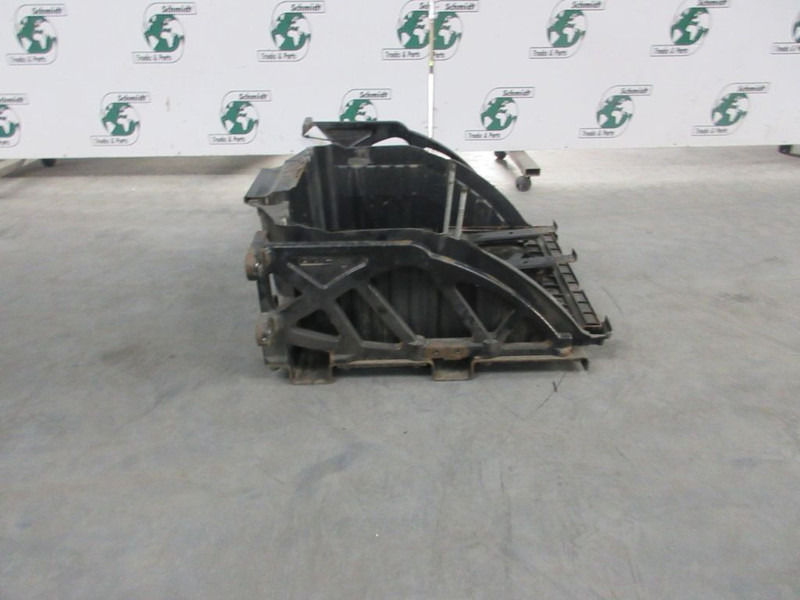 DAF 19226980/2049055 ACCUDEKSEL MET BANDEN LIER XF CF EURO 6 - Bateria automotiva para Camião: foto 2 DAF 19226980/2049055 ACCUDEKSEL MET BANDEN LIER XF CF EURO 6 - Bateria automotiva para Camião: foto 2