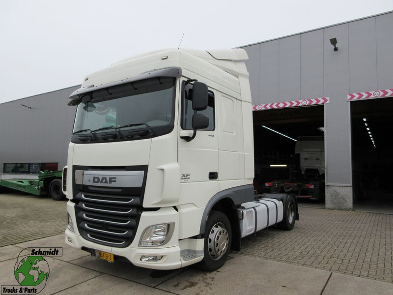 DAF XF 106 CABINE COMPLEET - Cabine e interior para Camião: foto 1 DAF XF 106 CABINE COMPLEET - Cabine e interior para Camião: foto 1