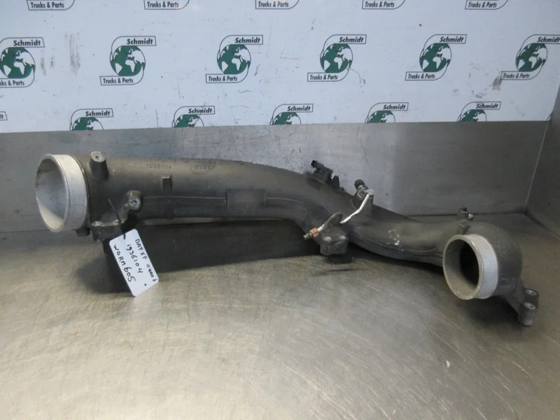 DAF XF460 1936104 LUCHTINLAATPIJP EURO 6 - Sistema de admissão de ar para Camião: foto 4 DAF XF460 1936104 LUCHTINLAATPIJP EURO 6 - Sistema de admissão de ar para Camião: foto 4