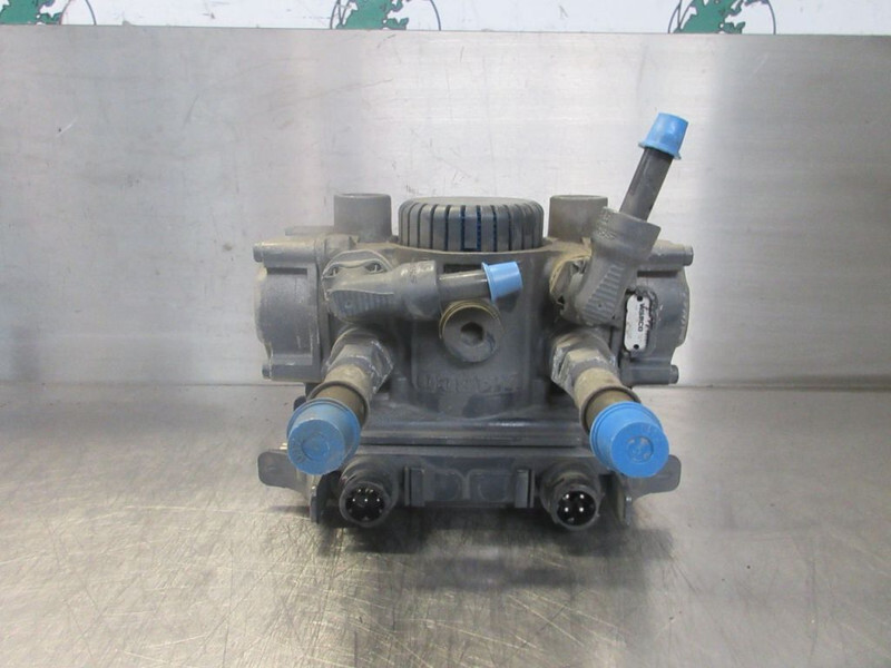 Iveco 4801040050 IVECO HI WAY EURO 6 - Válvula para Camião: foto 4 Iveco 4801040050 IVECO HI WAY EURO 6 - Válvula para Camião: foto 4