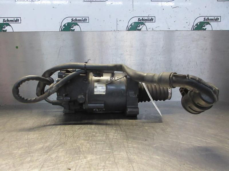 Iveco 500056629 // 42560762 IVECO HI WAY KOPPELINGS POMP EURO 6 - Embreagem e peças para Camião: foto 3 Iveco 500056629 // 42560762 IVECO HI WAY KOPPELINGS POMP EURO 6 - Embreagem e peças para Camião: foto 3