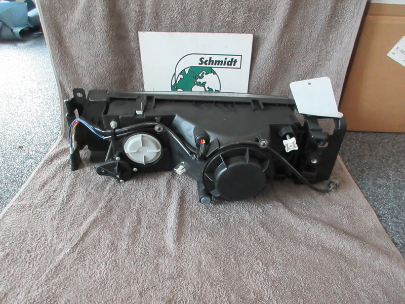 Iveco 500340408 KOPLAMP IVECO EUROTECH MODEL EURO 2 NIEUWE !! LINKS - Farol dianteira para Camião: foto 3 Iveco 500340408 KOPLAMP IVECO EUROTECH MODEL EURO 2 NIEUWE !! LINKS - Farol dianteira para Camião: foto 3