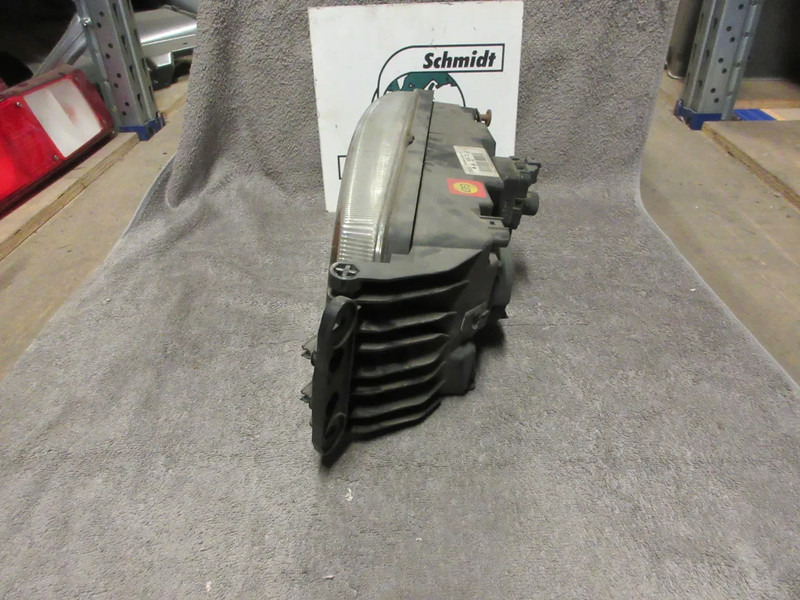 Iveco 504238414 KOPLAMP STRALIS EURO 5 RECHTS - Farol dianteira para Camião: foto 4 Iveco 504238414 KOPLAMP STRALIS EURO 5 RECHTS - Farol dianteira para Camião: foto 4