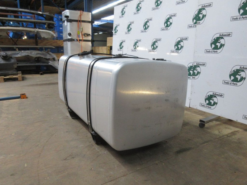 Iveco 5801330466 IVECO HI WAY 550 LITER EURO 6 - Tanque de combustível para Camião: foto 5 Iveco 5801330466 IVECO HI WAY 550 LITER EURO 6 - Tanque de combustível para Camião: foto 5
