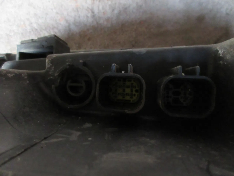 MAN 81.25101-6659 KOPLAMP MAN TGS TGX EURO 6 LINKS - Farol dianteira para Camião: foto 4 MAN 81.25101-6659 KOPLAMP MAN TGS TGX EURO 6 LINKS - Farol dianteira para Camião: foto 4