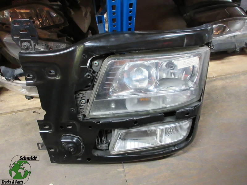 MAN 81.25101-6749 // 81.41610-0441 // 81.25101-6687 KOPLAMP HOEK MAN TGX EURO 6 - Farol dianteira para Camião: foto 1 MAN 81.25101-6749 // 81.41610-0441 // 81.25101-6687 KOPLAMP HOEK MAN TGX EURO 6 - Farol dianteira para Camião: foto 1